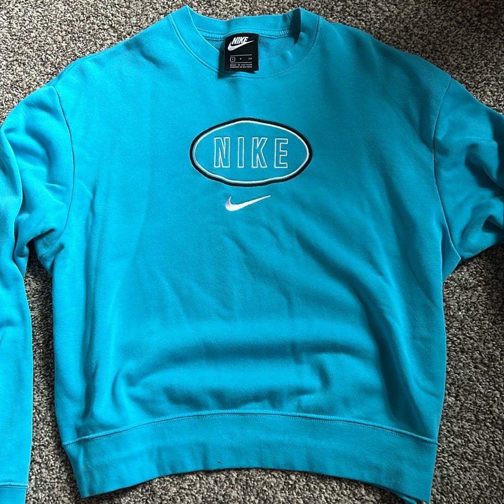 Nike crew neck